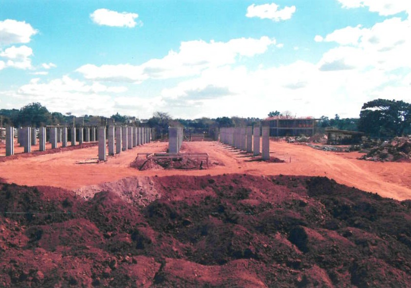 Pilares das fundações do novo complexo do IB